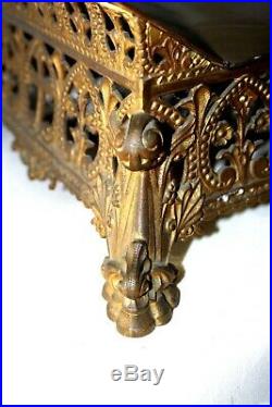 Superbe lutrin pupitre d' autel en bronze doré a l' or XIXe Siècle