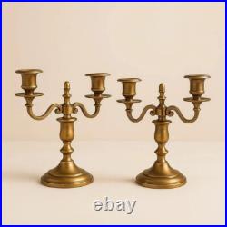 Superbe paire de chandeliers en bronze doré du XIXe siècle Superbe paire de chandeliers en bronze doré du XIXe siècle