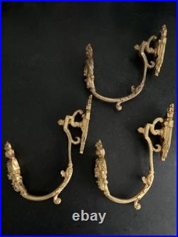Trois Embrasses Rideaux. BRONZE DORE. TOUTES ESTAMPILLEES. XIXe Siècle