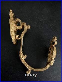 Trois Embrasses Rideaux. BRONZE DORE. TOUTES ESTAMPILLEES. XIXe Siècle