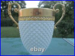 Vase ancien sur Pied verre opaline bronze XIX siècle Vase ancien sur Pied verre opaline bronze XIX siècle