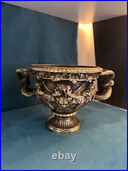Vase de warwick, objet du XIXe siècle bronze doré