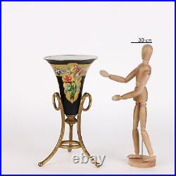 Vase en Porcelaine sur Tripode en Bronze Autriche XIXe Siècle