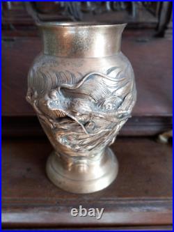 Vase en bronze Japonais Meiji XIXe siècle Dragon Cachet Signature