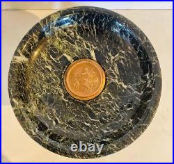 Vide poche en bronze et marbre vert de mer. XIX siècle