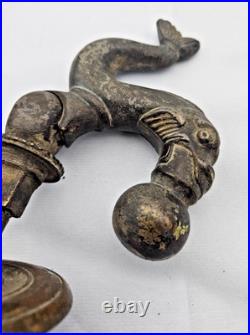 XIX Siecle Heurtoir De Porte Dauphin En Bronze