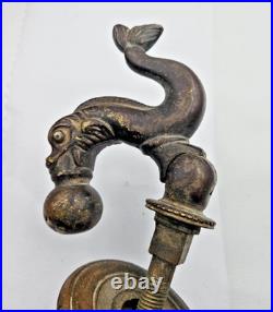 XIX Siecle Heurtoir De Porte Dauphin En Bronze