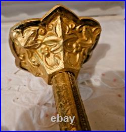XIX Siecle Paire De Bougeoir En Bronze Dore Decor Feuilles De Vigne H 30 CM